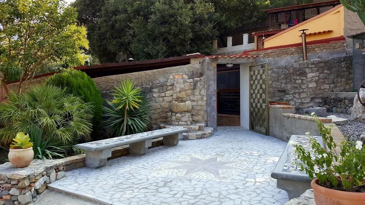 Il Casale Del Vecchio Borgo Guest House Oliveto  0*, Oliveto (Reggio Calabria) Italy
