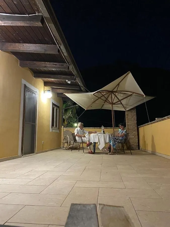 Country house Il Casale Del Vecchio Borgo Guest House Oliveto