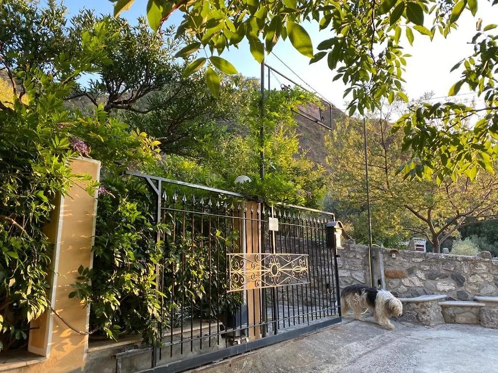 Country house Il Casale Del Vecchio Borgo Guest House Oliveto  Italy