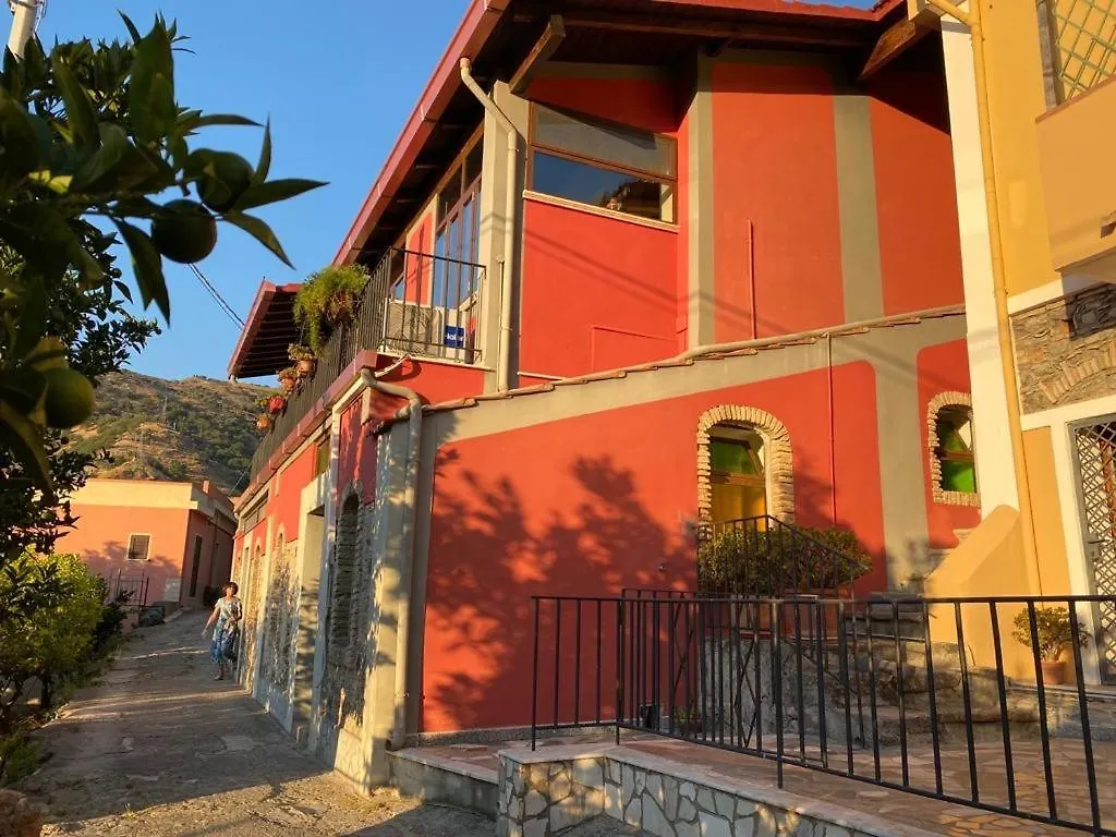 Il Casale Del Vecchio Borgo Guest House Oliveto  Oliveto (Reggio Calabria)